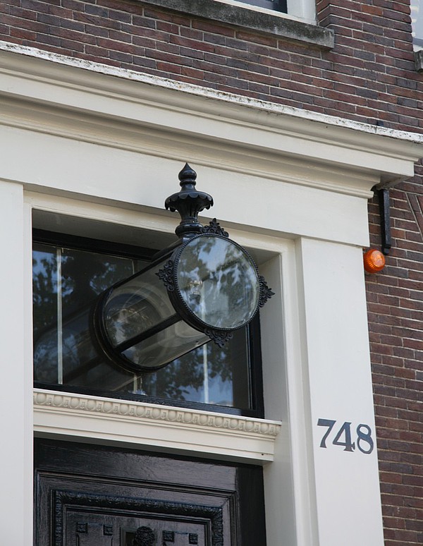 Keizersgracht 748 Snijraam met lantaarn