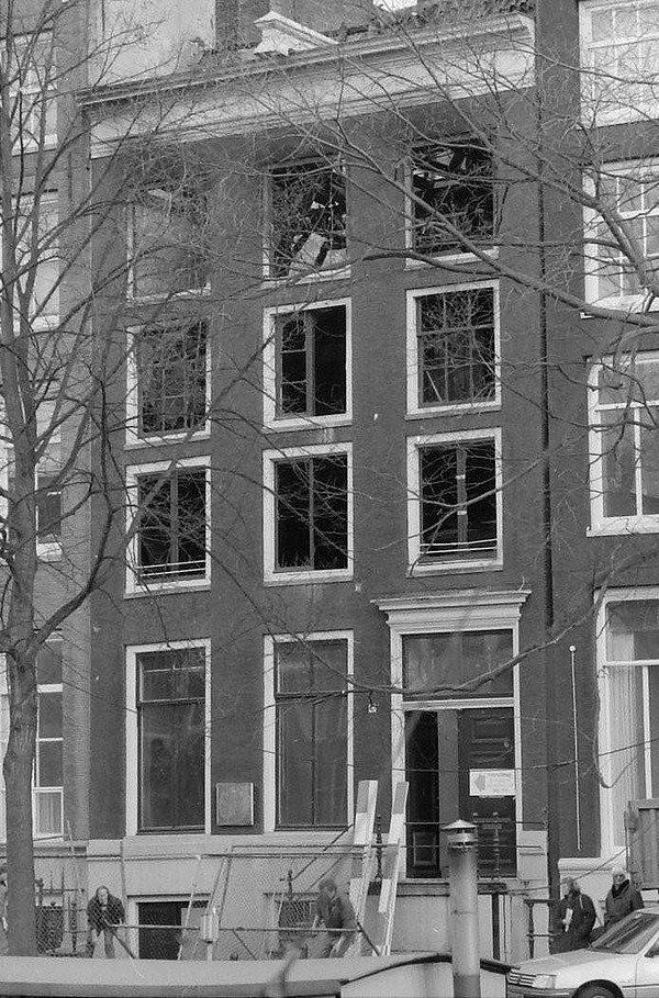 Keizersgracht 079 na brand Gool 1990 SAA