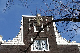 Keizersgracht 521, Geveltop