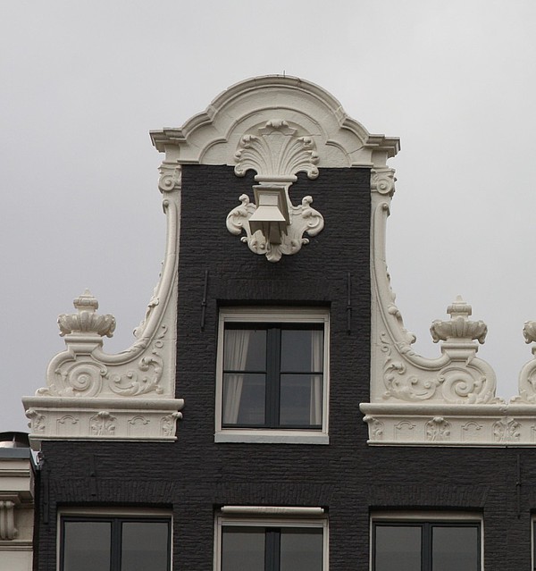 Keizersgracht 294, halsgevel