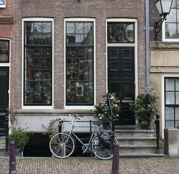 Keizersgracht 9 ondergevel