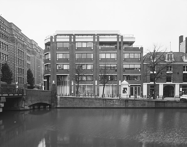 Keizersgracht 603  Oord-de Pee 1990 SAA