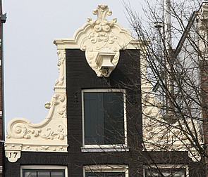 Keizersgracht 16, Halsgevel