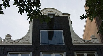 Keizersgracht 66, Klokgevel