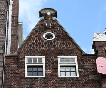 Keizersgracht 481, Geveltop