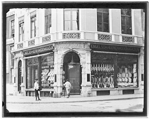 Dam 6 Winkel foto gemaakt door Jacob Olie uit 1892