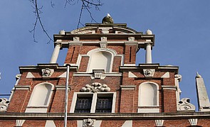 Keizersgracht 123 geveltop