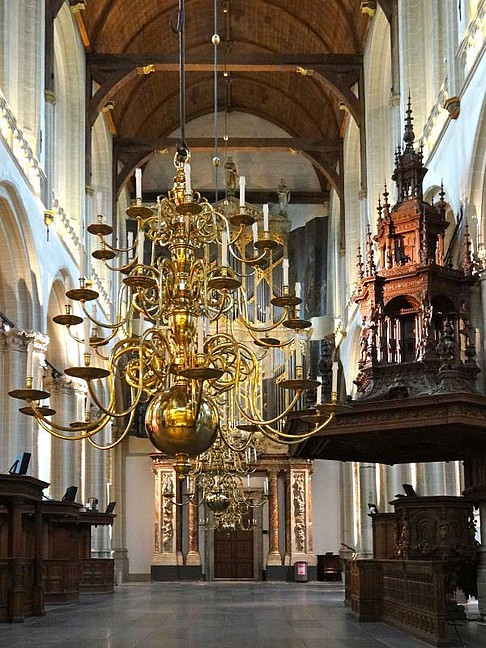 Dam 12 Nieuwe Kerk middenschip