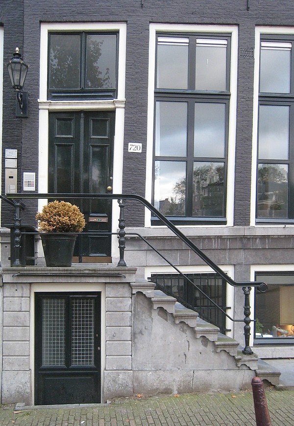 Keizersgracht 720 Stoep met de voordeur