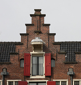 Keizersgracht 42, Trapgevel