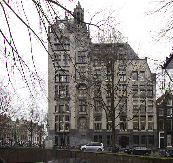 Keizersgracht 174, Gevel aan de Leliegrachtzijde