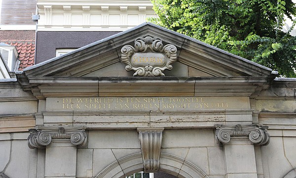 Keizersgracht 384 poort met tekst