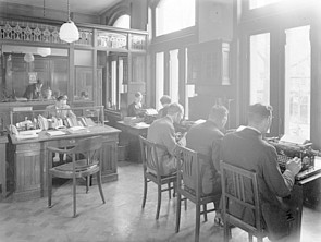 Keizersgracht 174-176 Foto van de administratie uit 1932