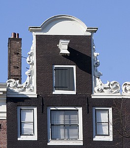 Keizersgracht 737, Halsgevel