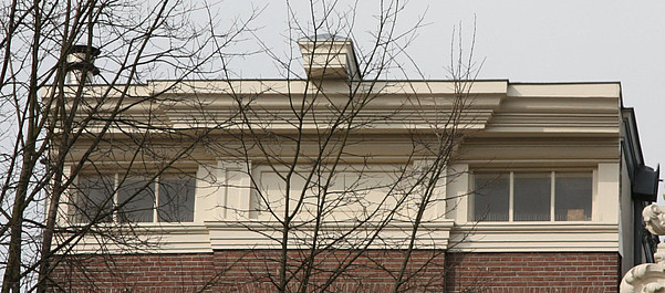 Keizersgracht 14, Lijstgevel