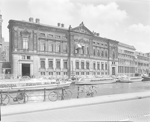 Oude Turfmarkt 127-129 RCE Amsterdam